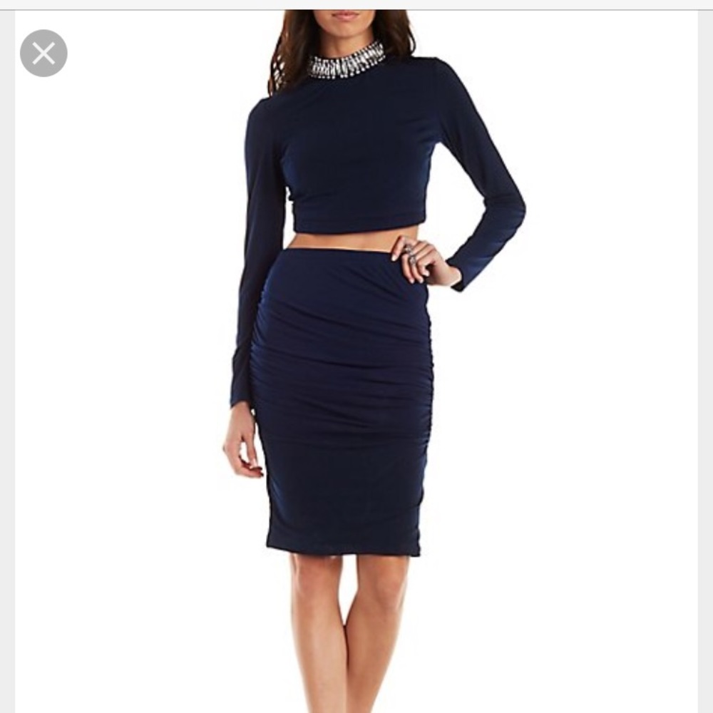Embellished open back skirt set